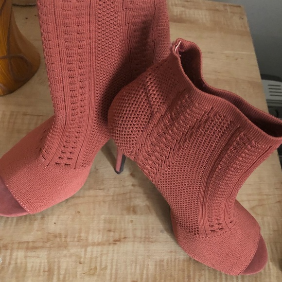 Boots - Picture 2 of 3